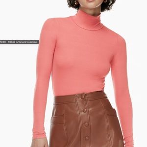 NWOT Aritzia Wilfred Only Hip Turtleneck Ribbed turtleneck longsleeve